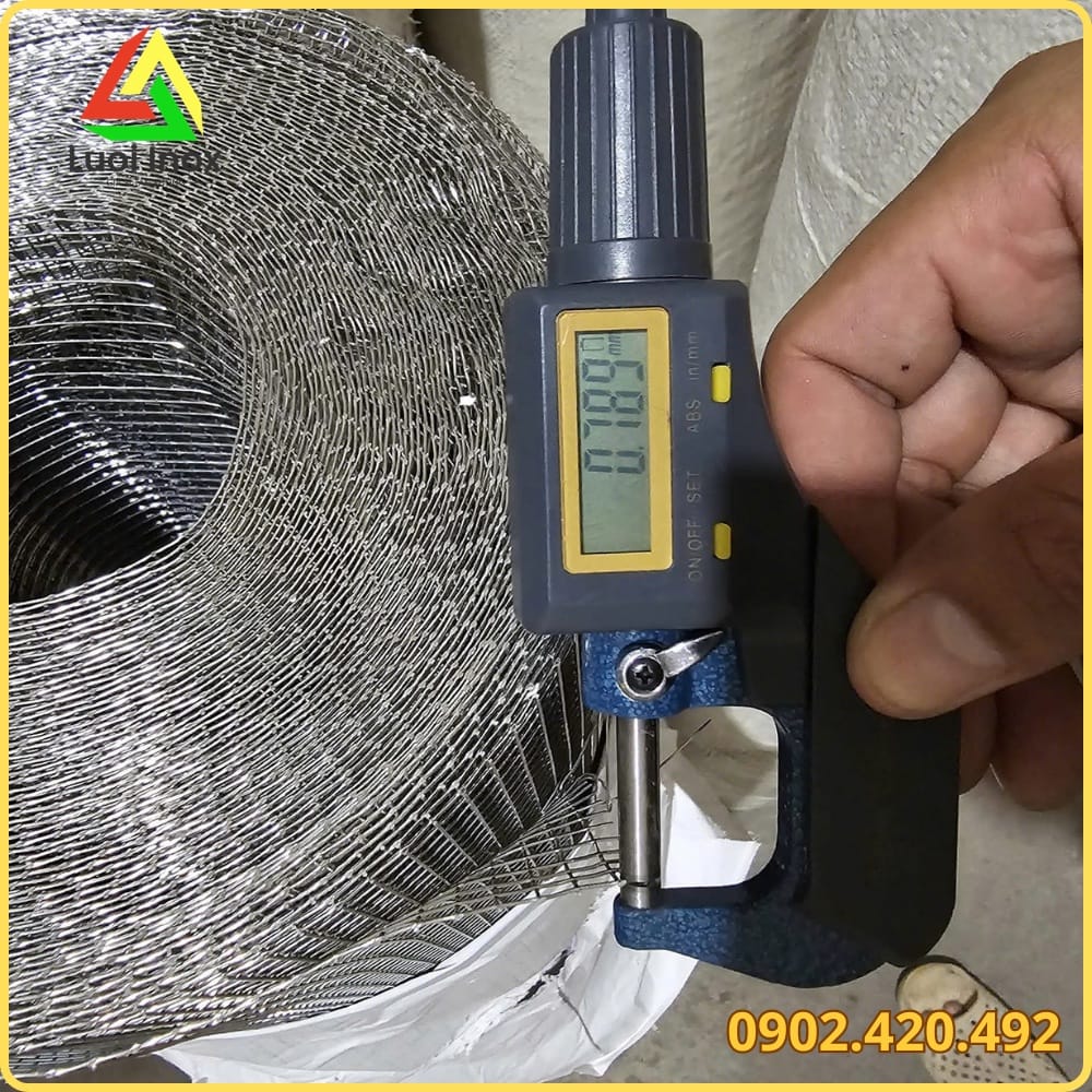 Xưởng gia công lưới sắt lỗ nhỏ theo bản vẽ, cung cấp sỉ khu vực miền Nam
