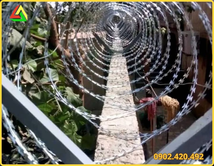 Bảng tách khoản vật tư dây thép gai và công thi công trong báo giá hàng rào