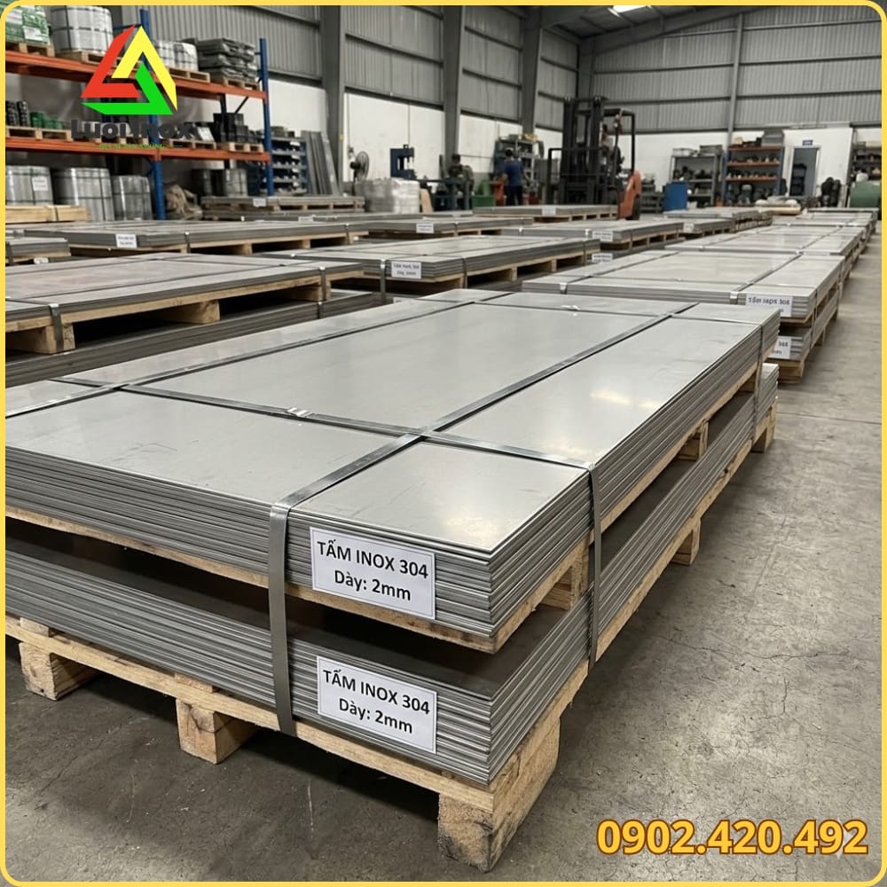 So sánh bề mặt 2B mờ, BA bóng gương và 2line xước hairline trên tấm inox 304