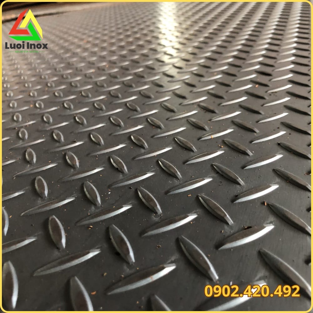 Tấm inox dập gân chống trượt hoa văn lá liễu, chọn mác 201/304/316 theo quy cách