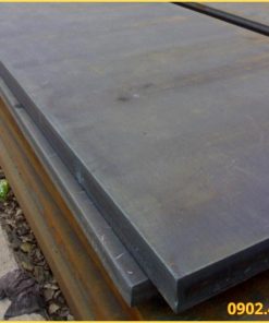 Tấm thép đen cán nóng bề mặt oxit xanh đen đặc trưng, chưa qua mạ phủ