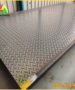 Thép tấm chống trượt 2mm quy cách trọng lượng ứng dụng và báo giá thực tế
