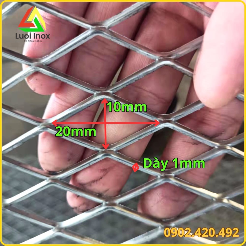 Các cỡ mắt lưới nhôm phổ biến như 20x40mm, 25x50mm theo khổ cuộn tiêu chuẩn