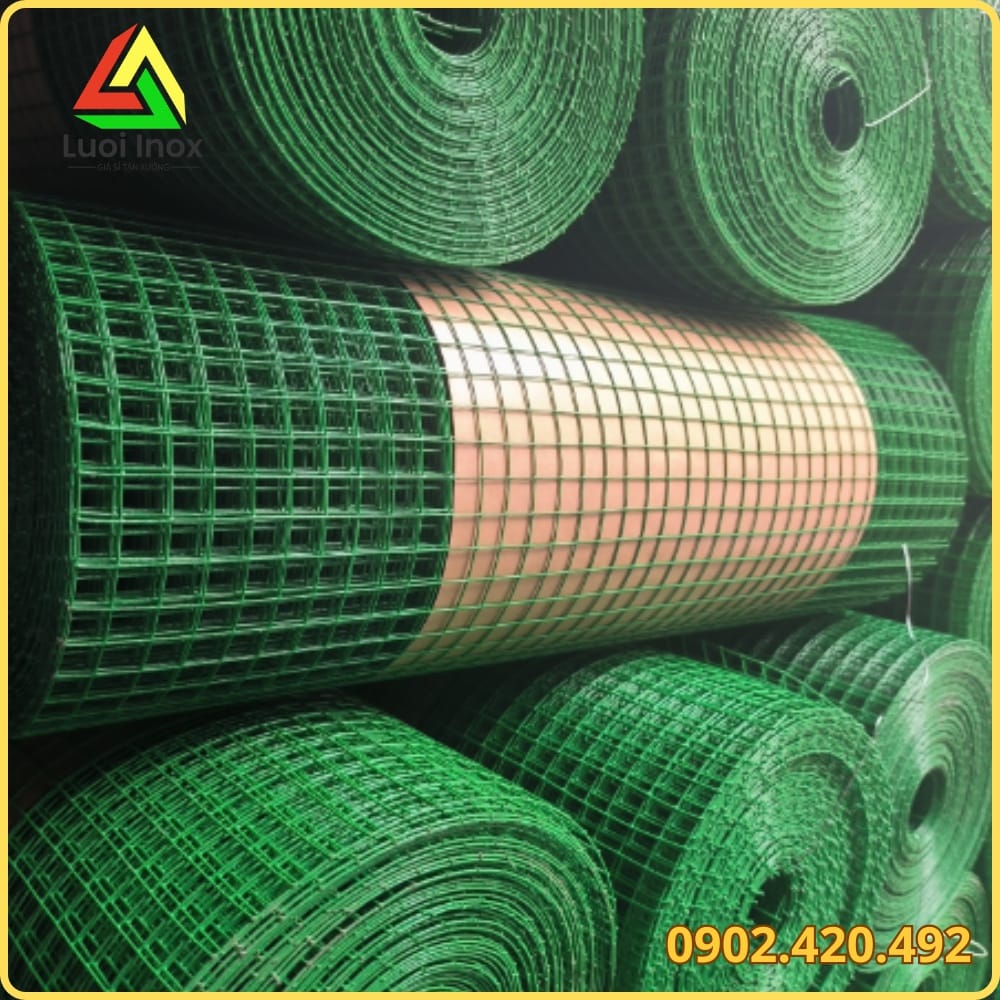 Cận cảnh sợi thép mạ kẽm bọc lớp nhựa PVC màu xanh chống oxy hóa