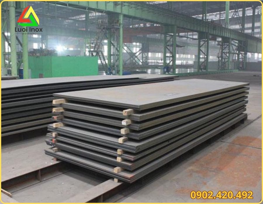 Bảng so sánh thép tấm hợp kim với thép tấm SS400 và inox tấm 304 theo tỷ trọng