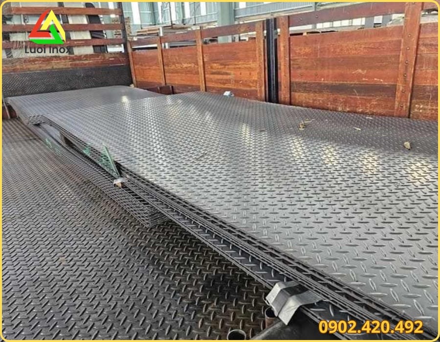 Kết cấu khung nhà xưởng và bồn bể sử dụng thép đen tấm chịu lực